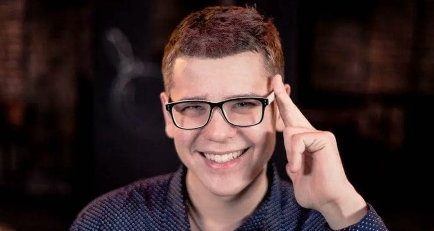 “إذا كنتم تشاهدون الفيديو فأنا لم أعد حياً”.. مغنٍّ روسي ينتحر لتجنب القتال في حرب أوكرانيا