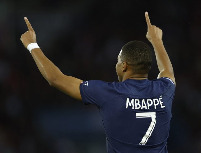 أسرار مصالحة باريس سان جيرمان ومبابي.. ما الذي تغير وأعاده إلى الفريق بعد قرار تجميده؟