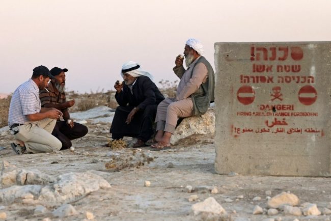 إسرائيل تضغط لوقف فعالية ألمانية بتل أبيب.. رفضت مقارنة النكبة الفلسطينية بـ”الهولوكوست”