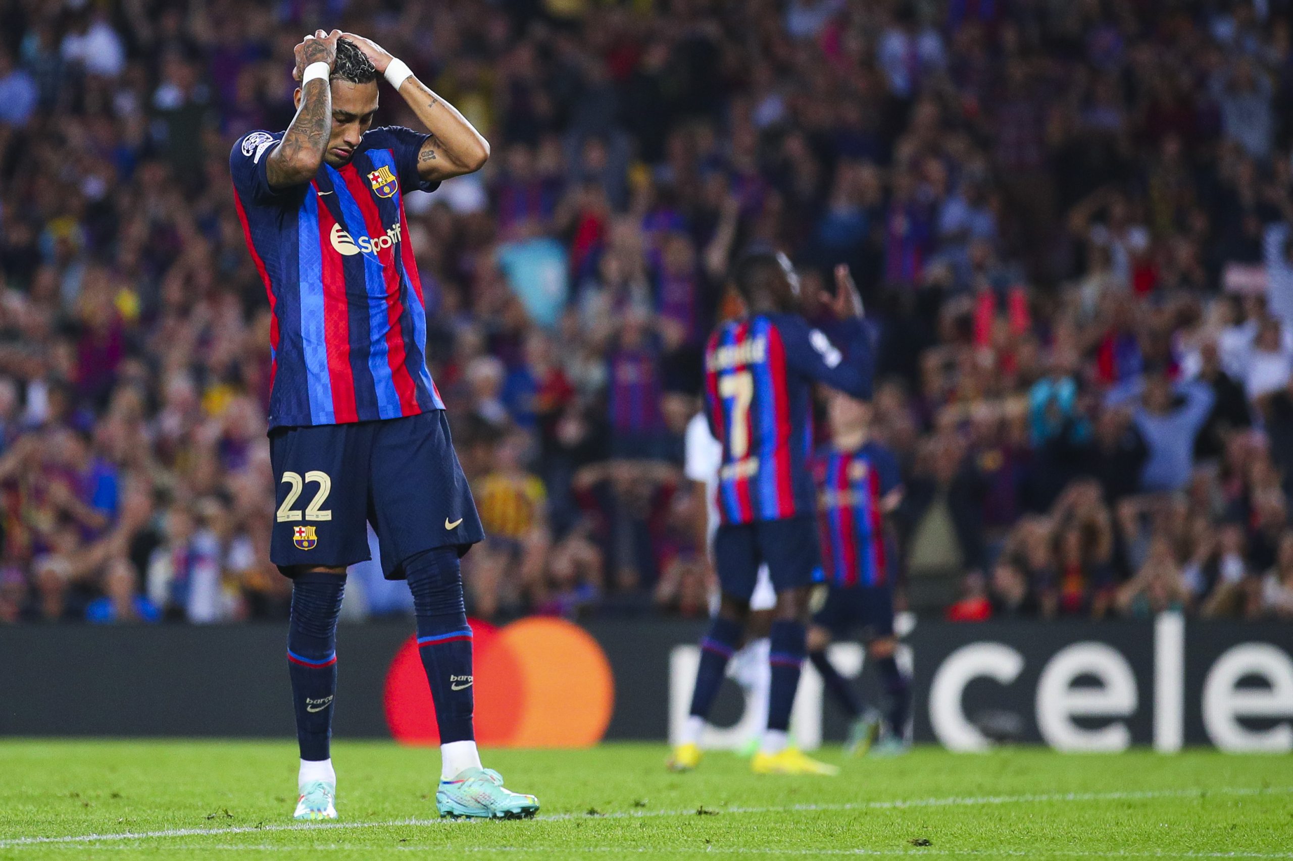 كوارث اقتصادية بانتظار برشلونة - gettyimages