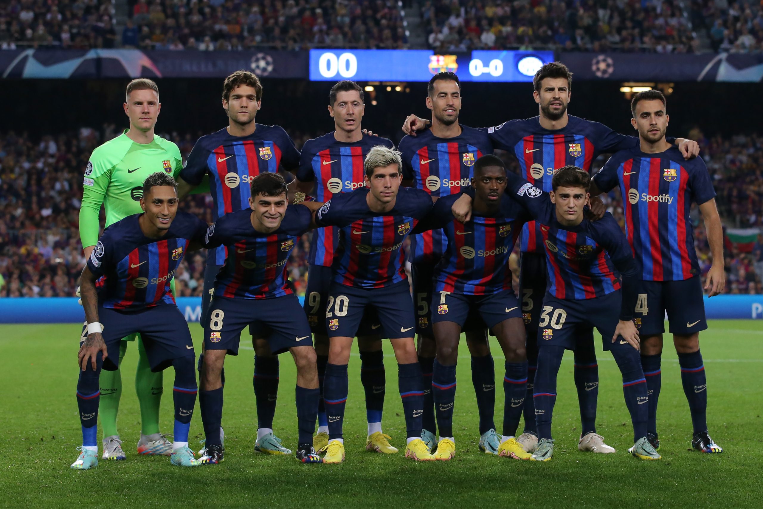 ما قصة شعار البومة على قميص برشلونة؟ - gettyimages