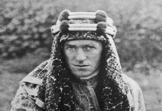 اكتشاف جزء محذوف من كتاب لورنس العرب.. جاسوس بريطانيا شعر بـ”الخجل” من خيانة بلاده للثورة العربية