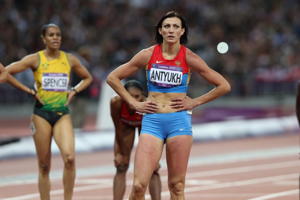 تجريد عداءة روسية من ميدالية أولمبية - gettyimages