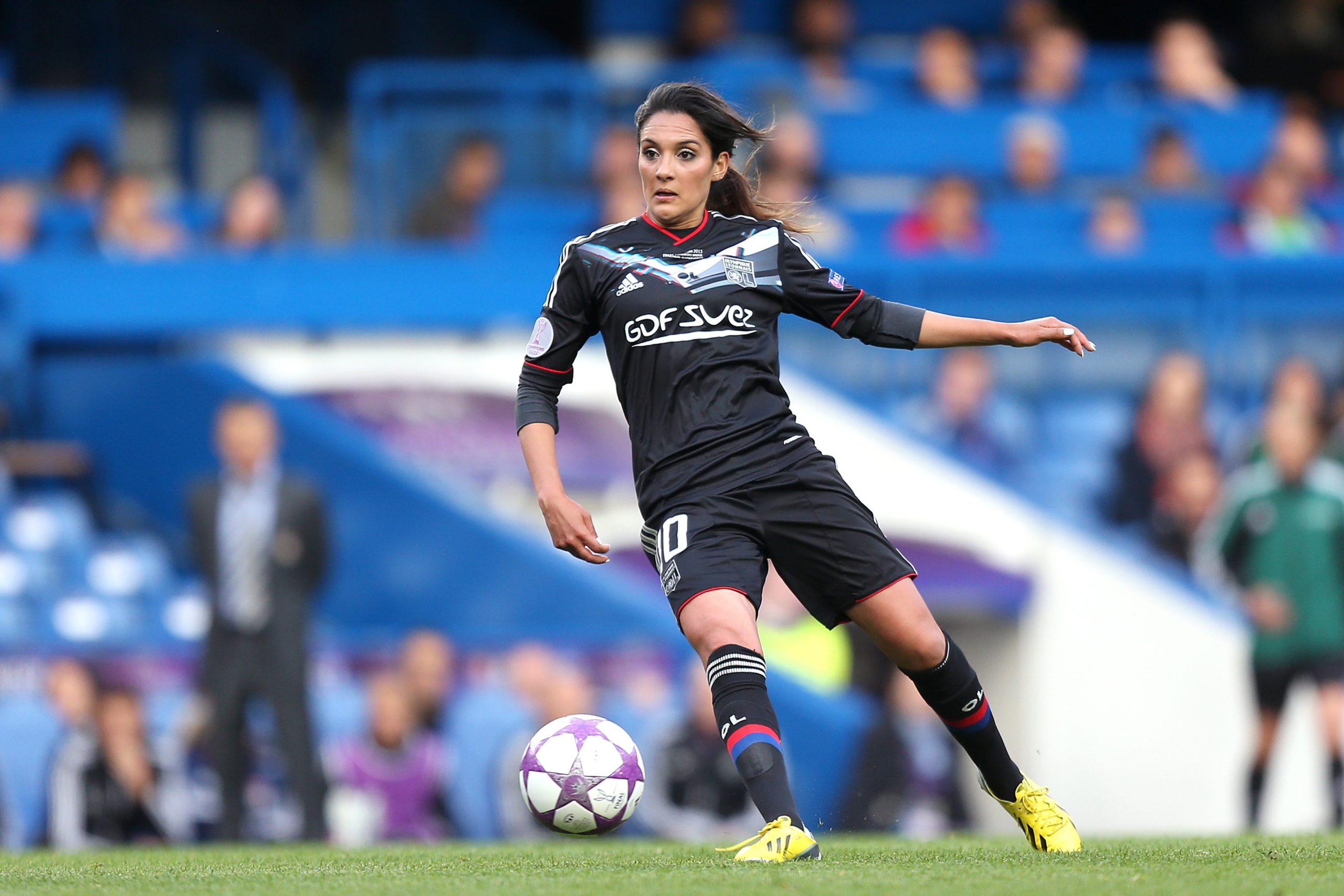 لويزا نسيب ضمن أعظم 10 لاعبات كرة قدم على مر العصور - gettyimages