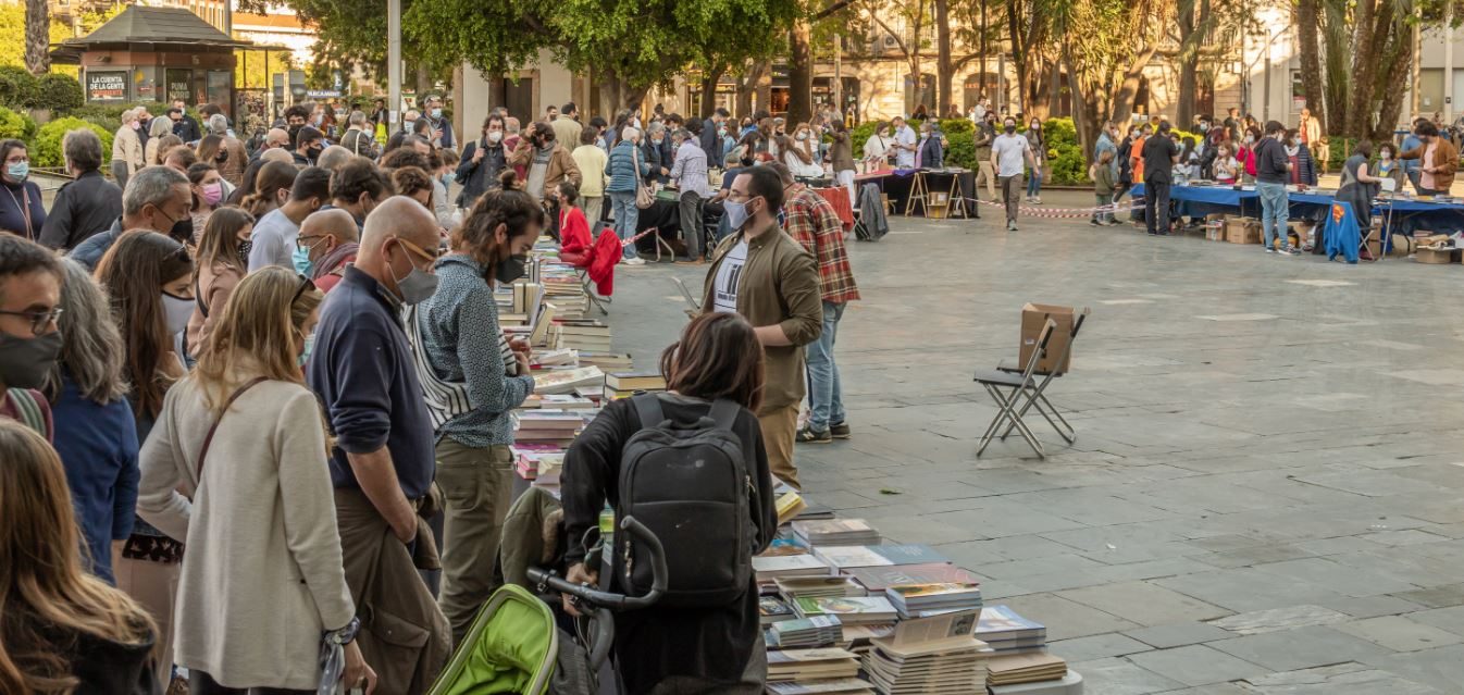 أنتج أول رواية حديثة ومبيعاته مليونية.. كيف بدأ الأدب الإسباني في غزو العالم؟