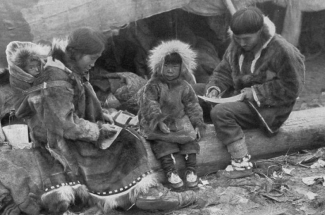 قرية كاملة اختفت في ظروف غامضة! قبيلة “الإنويت” التي يعتقد البعض أنّها اختُطفت من الفضائيين