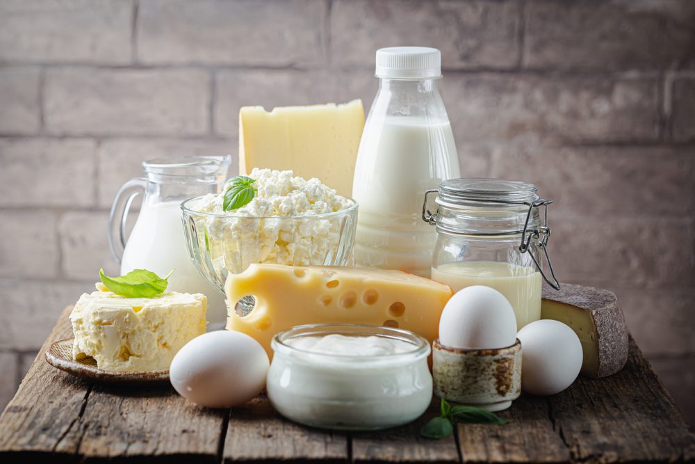 ينبغي تجنُّب الألبان خلال تلك الفترة لتأثيرها السلبي - ShutterStock