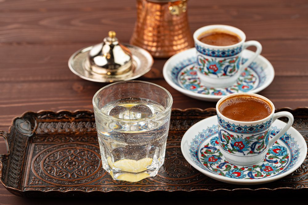 أصبحت تركيا اليوم من أشهر الدول المستهلكة والمصدرة لمشروب القهوة - ShutterStock