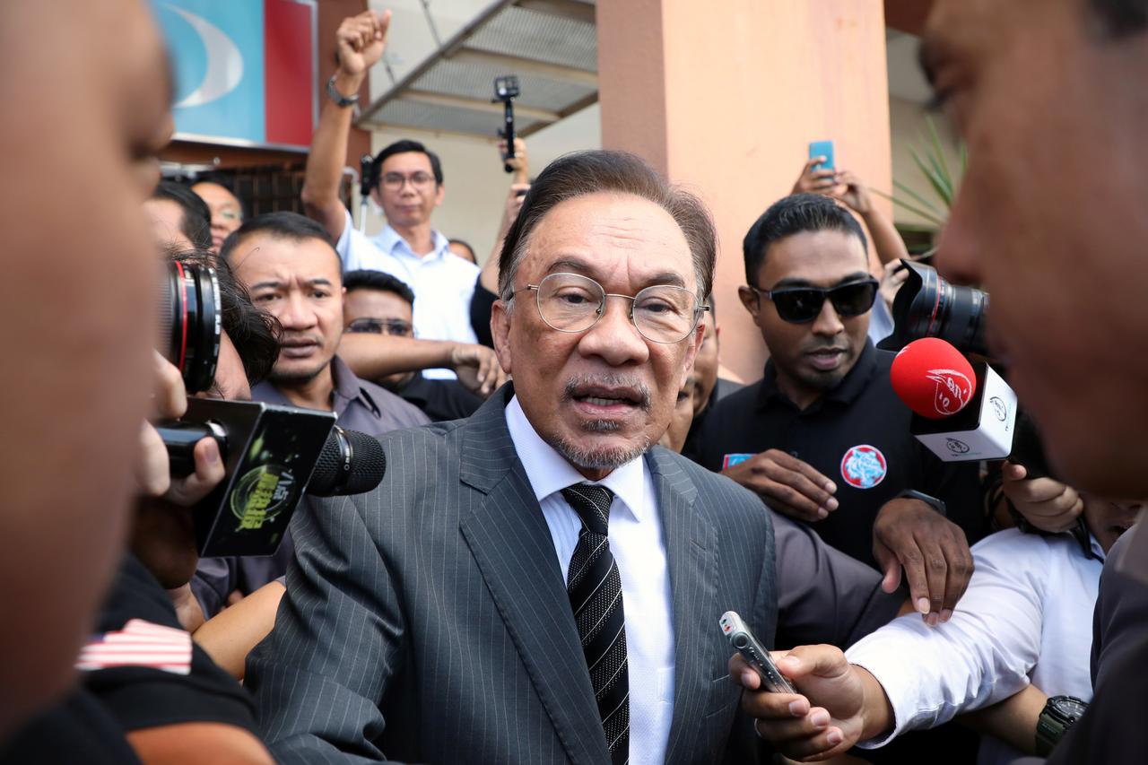 محي الدين ياسين فساد ماليزيا