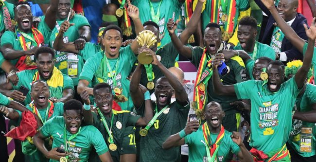 إلى جانب المنتخبات العربية.. لماذا تحظى المنتخبات الإفريقية والآسيوية بتشجيع الجمهور العربي؟