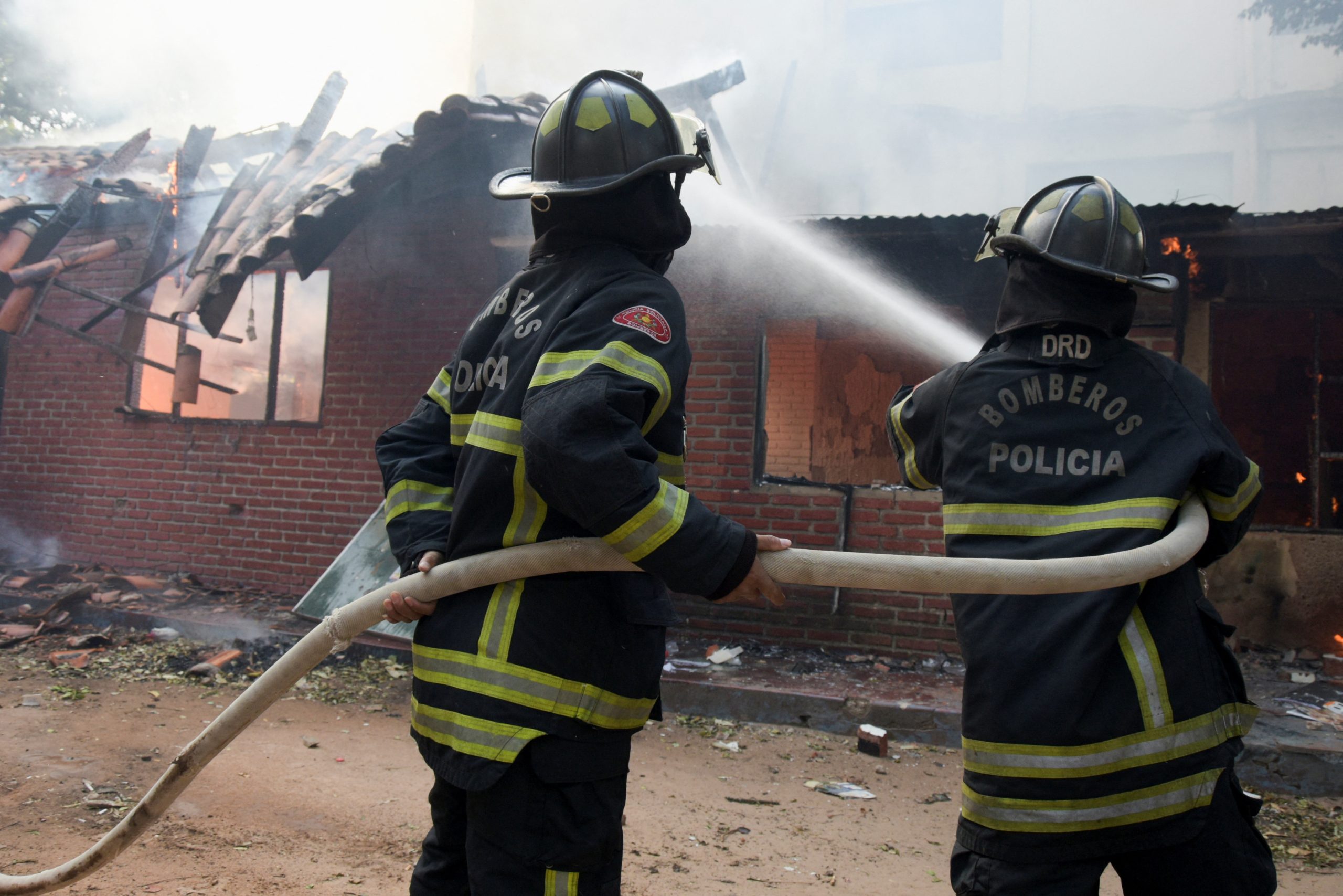 رجال إطفاء مسلمون ويهود يقدمون “دعوى قضائية” ضد مدينة واشنطن، هذا فحواها