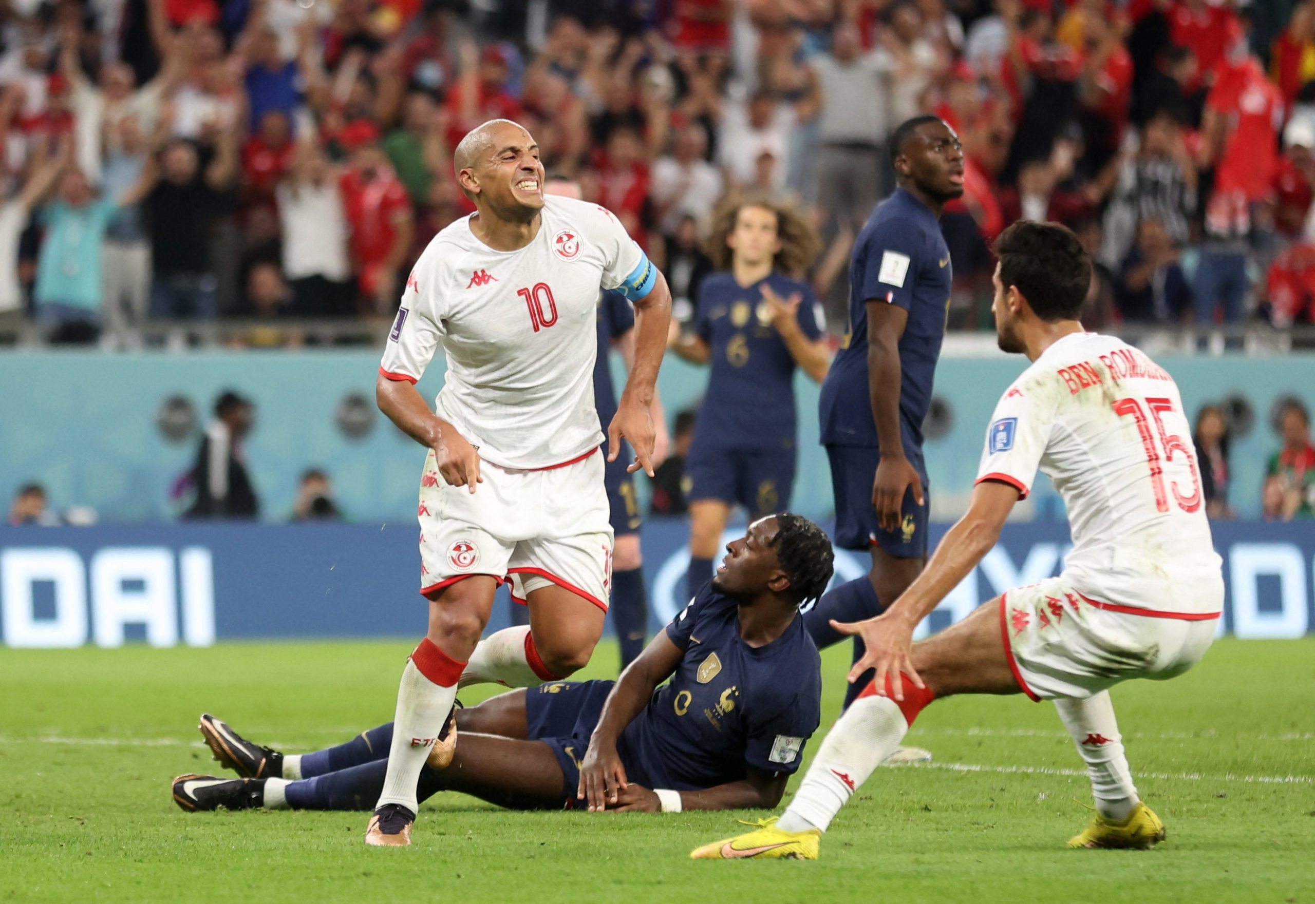 وهبي الخزري يُعادل رقم سامي الجابر (رويترز)