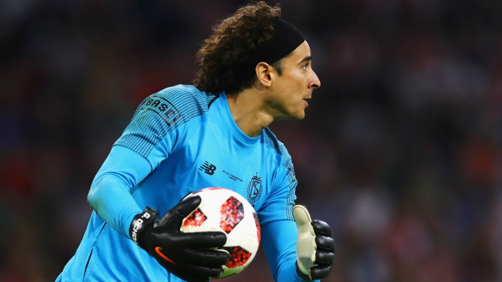 حارس المنتخب المكسيكي