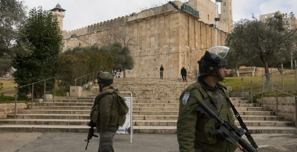 إغلاق الحرم الإبراهيمي ضم الضفة الغربية