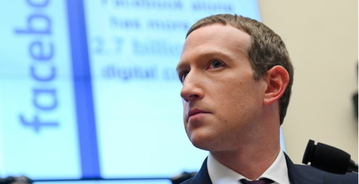 تحقيقات بشركة ميتا تفضي بفصل موظفين في فيسبوك.. تلقوا رشاوى “للاستيلاء على حسابات مستخدمين”
