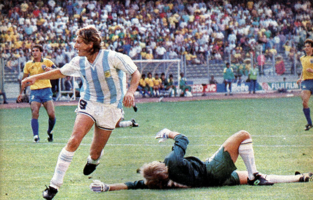 فضيحة كروية! عندما أضاف أطباء منتخب الأرجنتين المهدئات لمياه لاعبي البرازيل في مباراة كأس العالم 1990