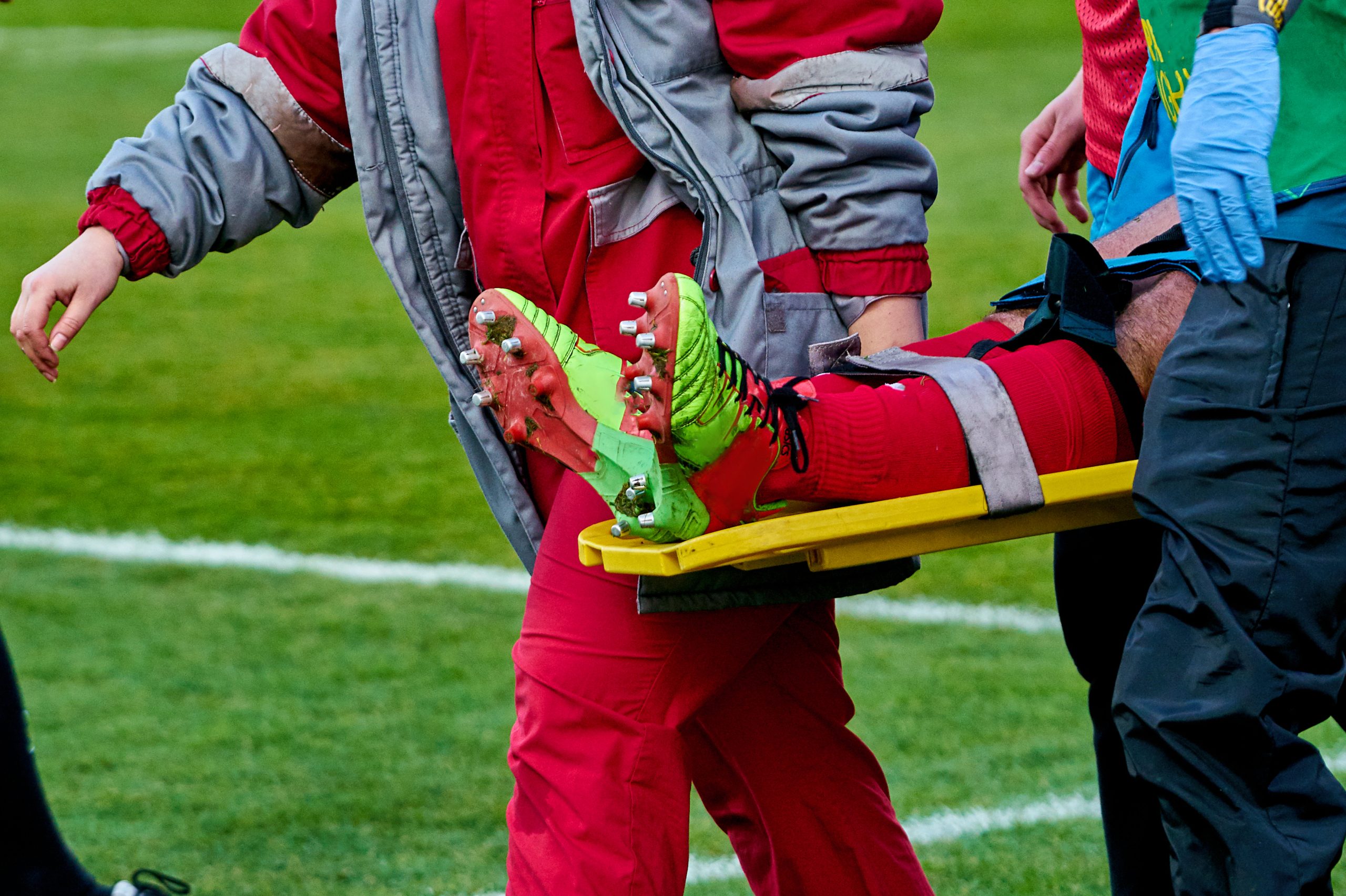 إصابات الملاعب |shutterstock