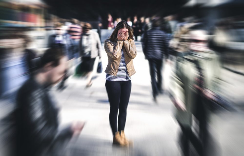 الخوف من التعامل مع الفضاء الخارجي بسبب الرهاب المحدد| shutterstock