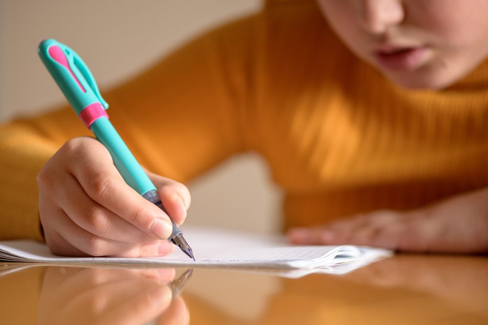 من الضروري الانتباه للأعراض وتوفير الدعم للطفل - ShutterStock