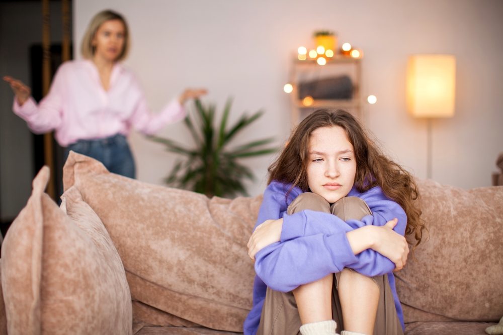 لا تكترث الام النرجسية لحاجات أطفالها/ ShutterStock