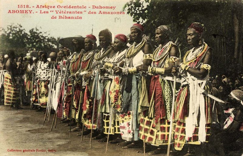 قدامى محاربات داهومي في الاجتماع السنوي عام 1908/ وكيبيديا