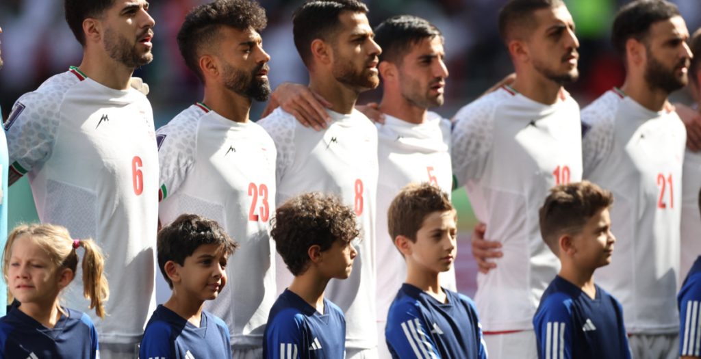 كرة القدم في إيران