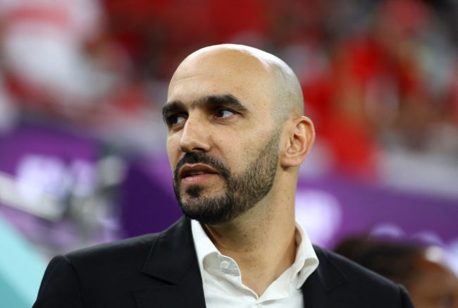 بعد انتكاسة أمم أفريقيا.. الركراكي يطير إلى إسبانيا، وتغييرات مرتقبة في منتخب المغرب