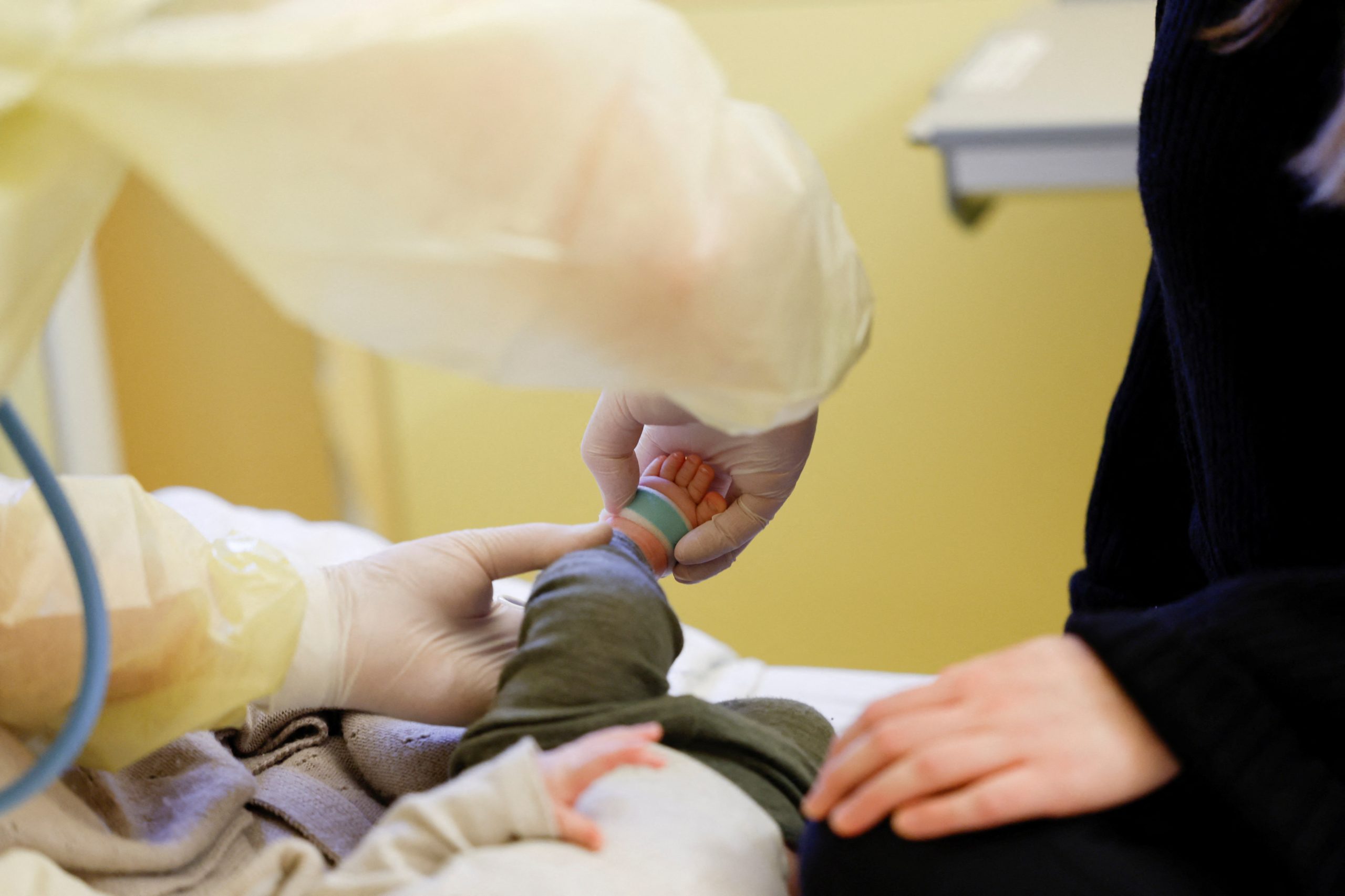 بريطانيا فيروس