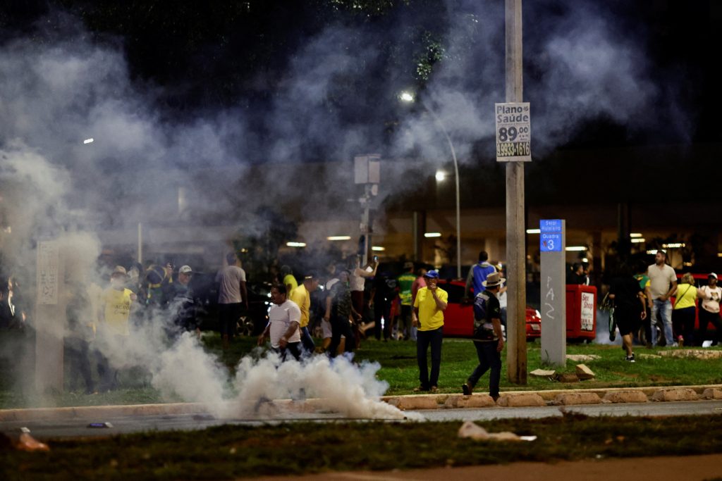 البرازيل بولسونارو احتجاجات