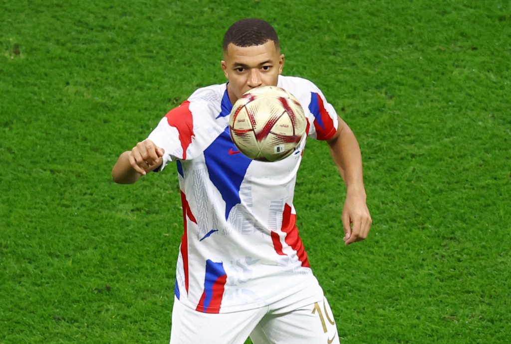 شروط مبابي تعرقل انتقاله إلى ريال مدريد (رويترز)