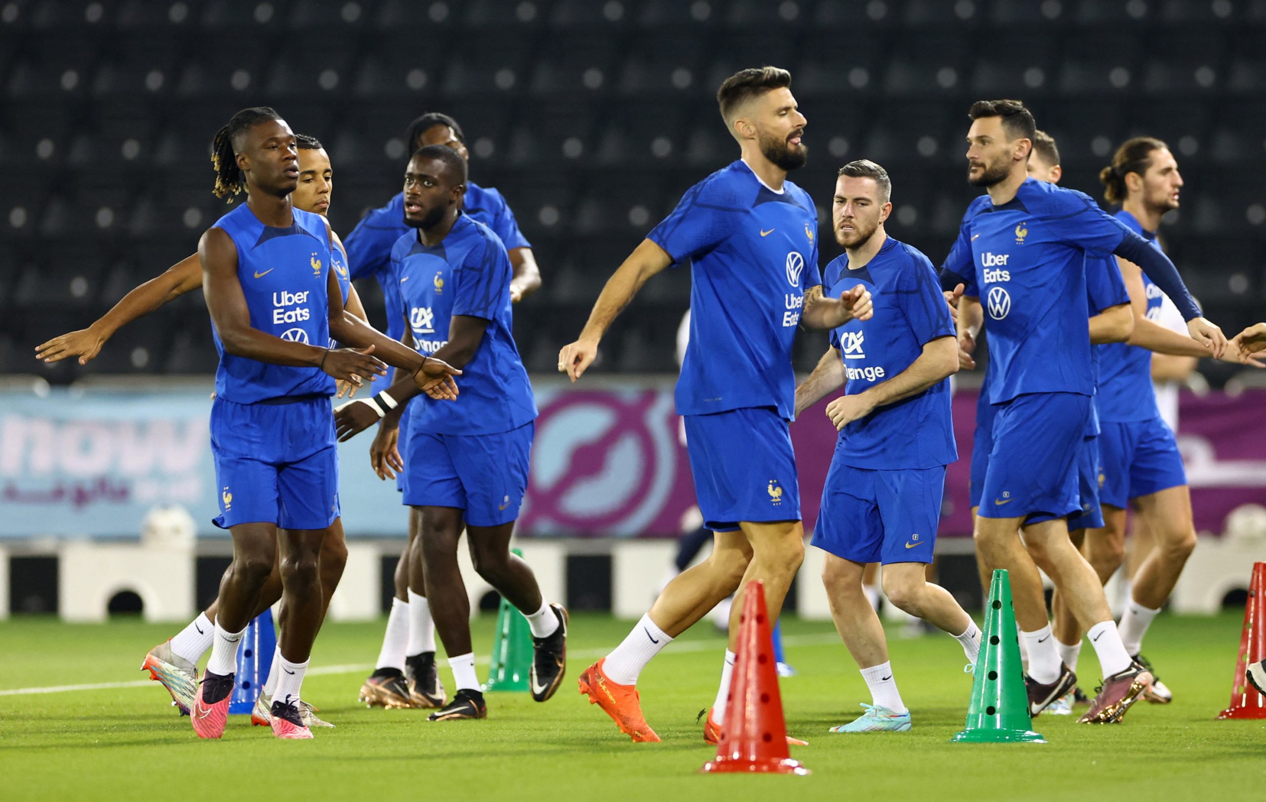 ما هو فيروس الإبل الذي أصاب عدداً من لاعبي منتخب فرنسا؟ (رويترز)