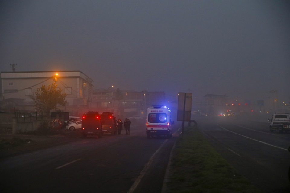 إصابة 8 من عناصر الشرطة التركية في انفجار.. استهدف حافلة للأمن جنوبي البلاد