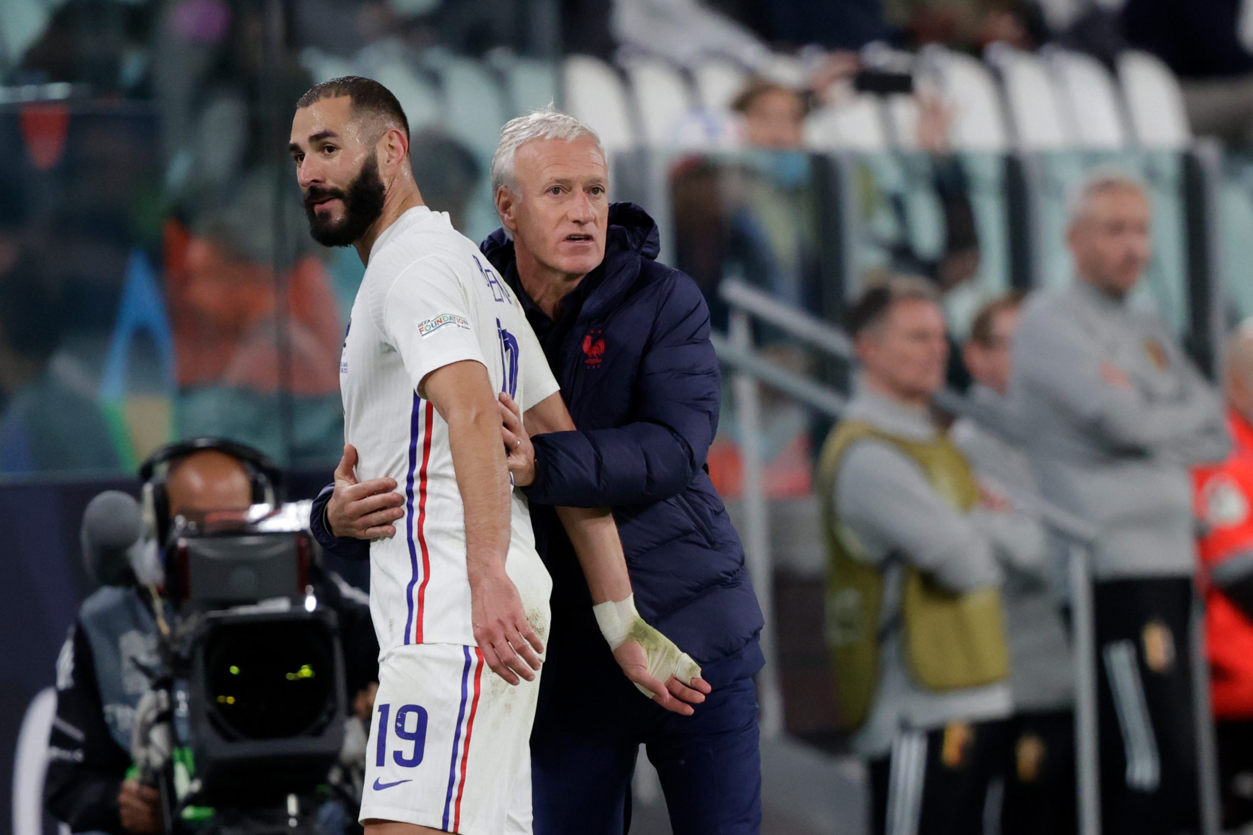 رد ديشامب على إمكانية عودة بنزيمة - gettyimages