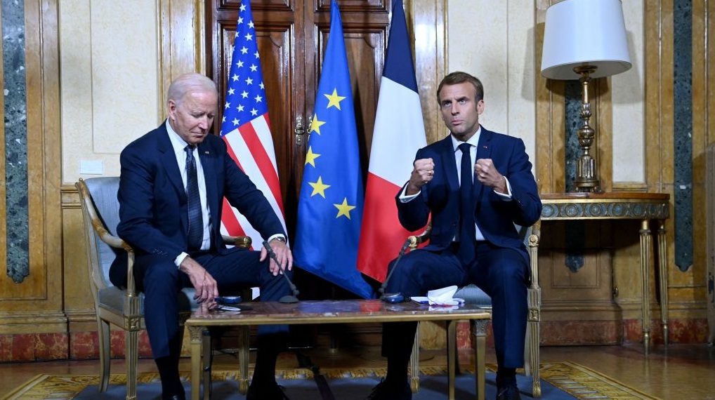 بوتين وبايدن يتبادلان الاتهامات ويلمحان للحوار.. أبديا استعدادهما للتفاوض لإنهاء الحرب بأوكرانيا لكن بشروط