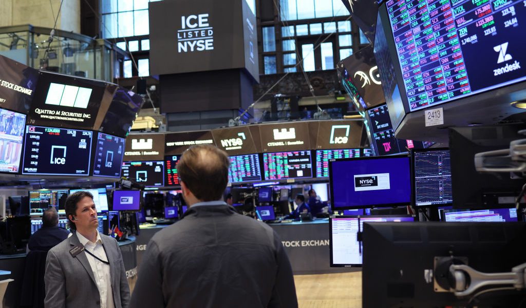 الفائدة أمريكا