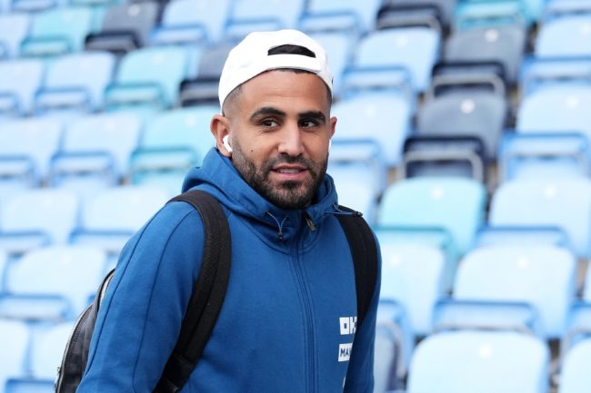 رياض محرز يقدّم هدية لشقيقة وليد الركراكي.. ظهرا معاً بعد مباراة مانشستر سيتي وليفربول