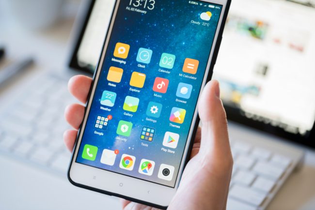 هل تفكر في اقتناء هاتف أندرويد جديد؟ قد تفيدك قائمة أفضل الإصدارات لعام 2022