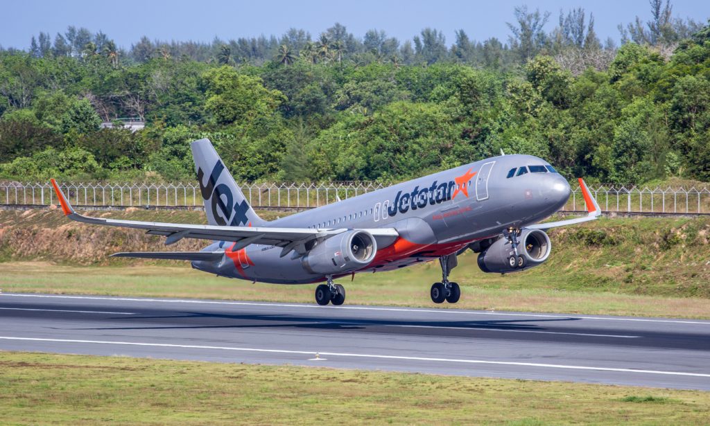 طائرة إندونيسيا