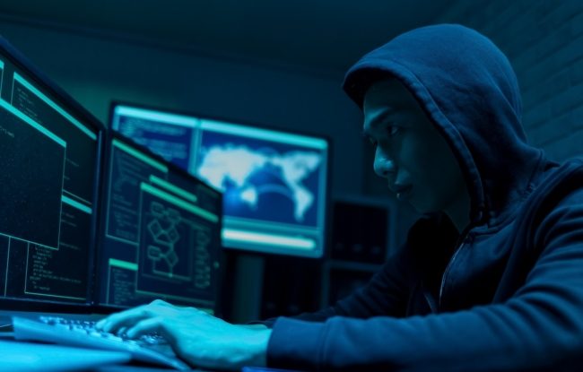 الصين “تتفوق” على أمريكا بـ”استخبارات المصادر المفتوحة”.. التايمز: بكين خصصت لها 100 ألف موظف