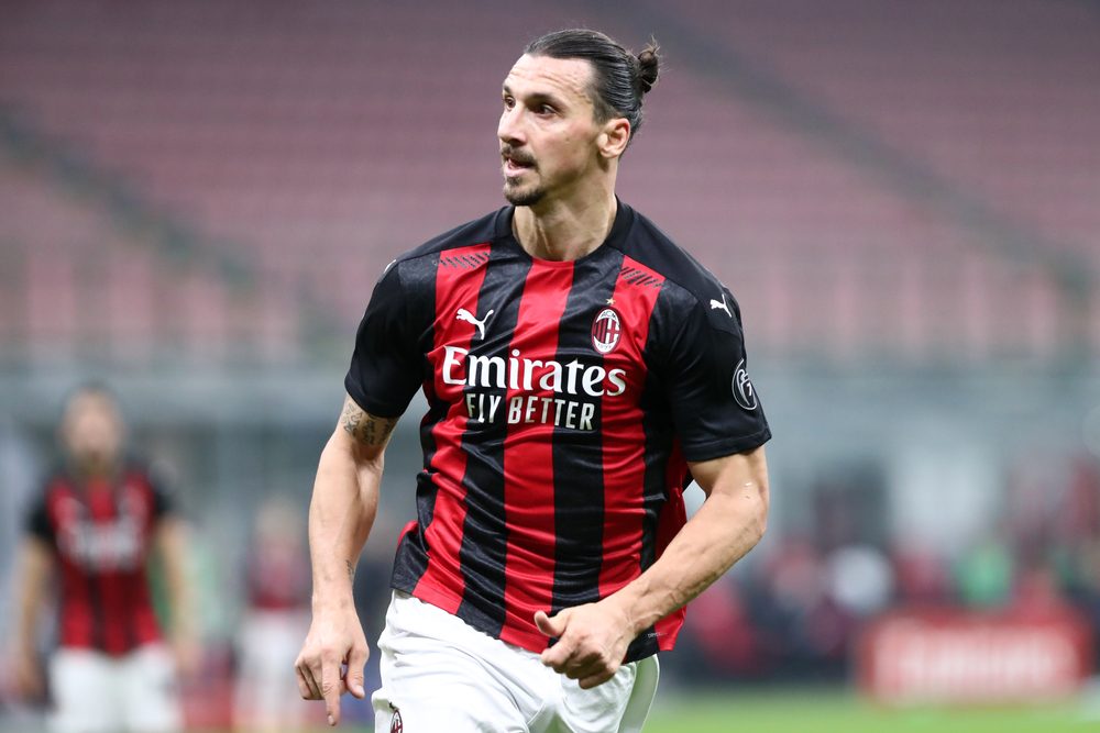 اللاعب إبراهيموفيتش لا يزال يتمتع بلياقة استثنائية بعد تقدمه في السن - ShutterStock