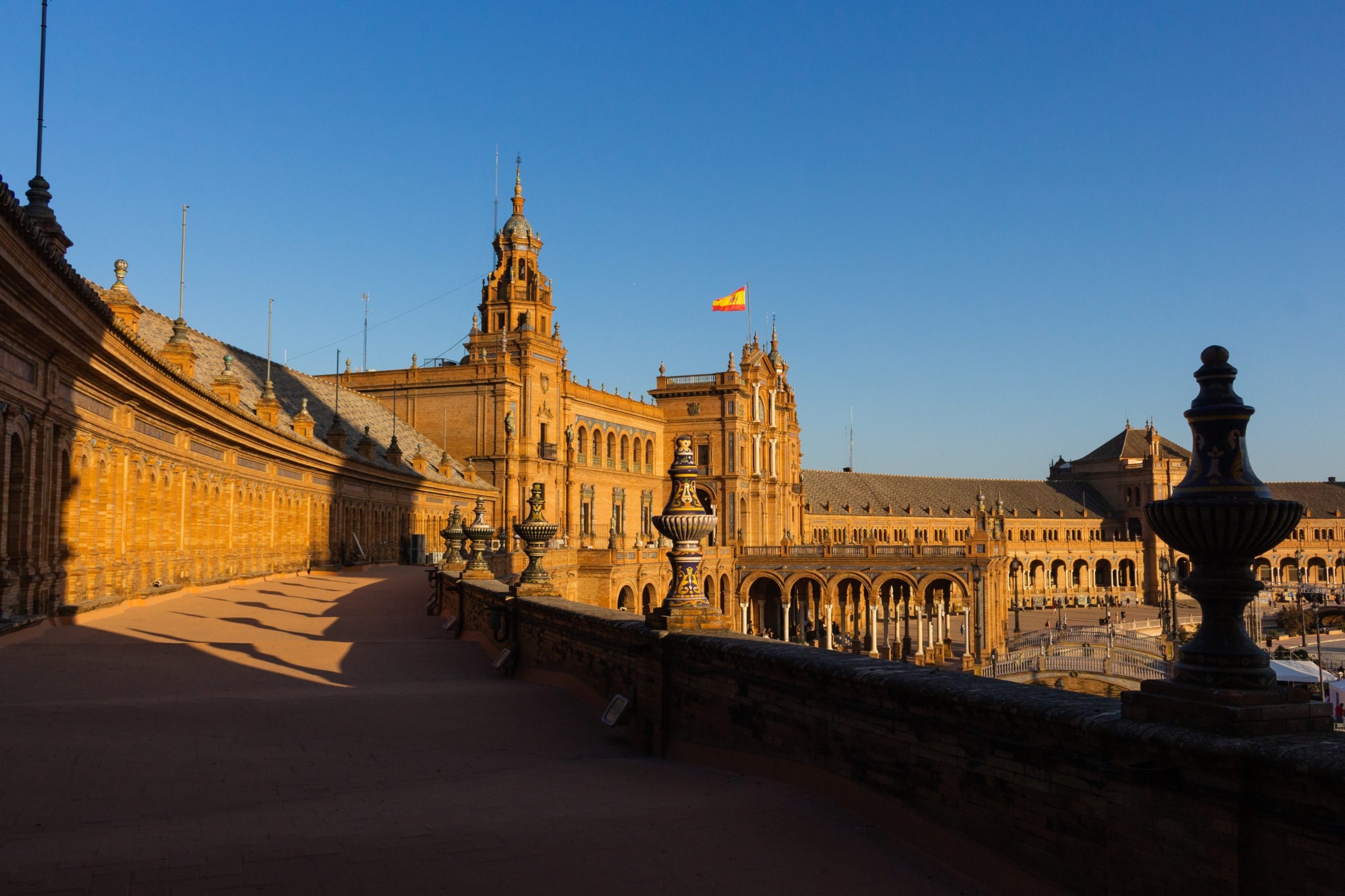 اللغة الإسبانية