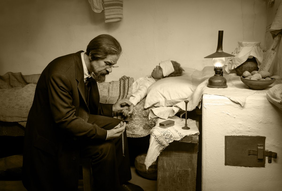 كيف كان للطب مكانة خاصة في زمن الأزمات على مر التاريخ؟