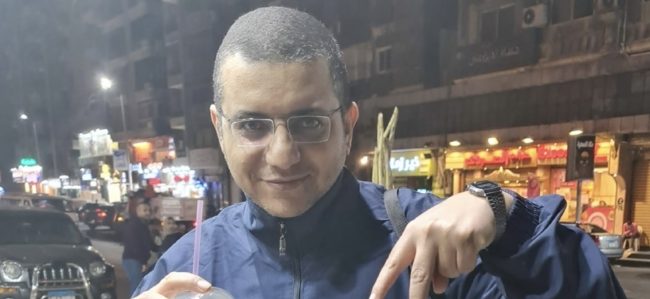 السلطات المصرية تخلي سبيل الباحث إسماعيل الإسكندراني.. قضى 7 سنوات في السجن بحكم عسكري (صور)