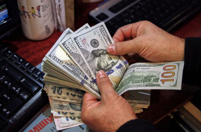 الصين والبرازيل تتخليان عن الدولار.. كيف قد يؤثر ذلك على رمز الهيمنة الأمريكية؟