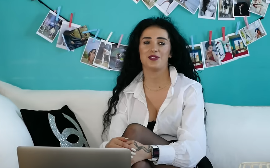 المغنية التركية سيتشيل شيفتجي | مواقع التواصل