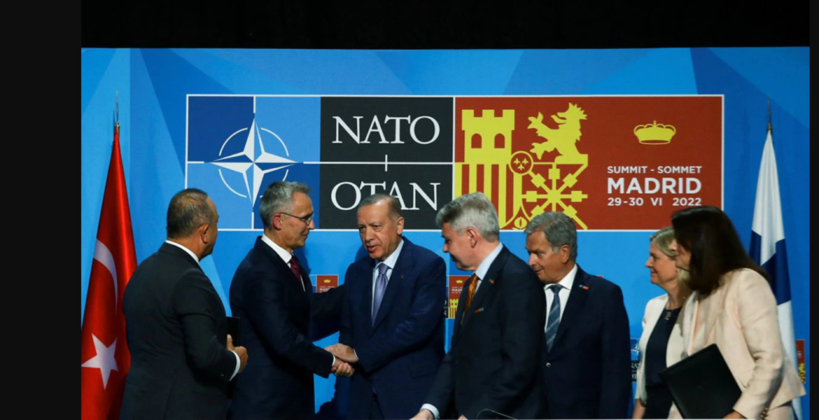 “جريمة يعاقب عليها القانون”.. شرطة فنلندا : لن نسمح بحرق الكتب المقدسة على غرار الدول الإسكندنافية