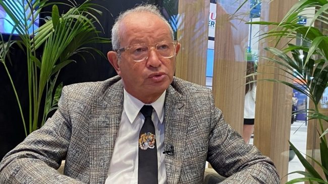 عائلة ساويرس بالمقدمة رغم خسائرها.. “فوربس” تكشف عن أغنى 5 عائلات عربية في 2022