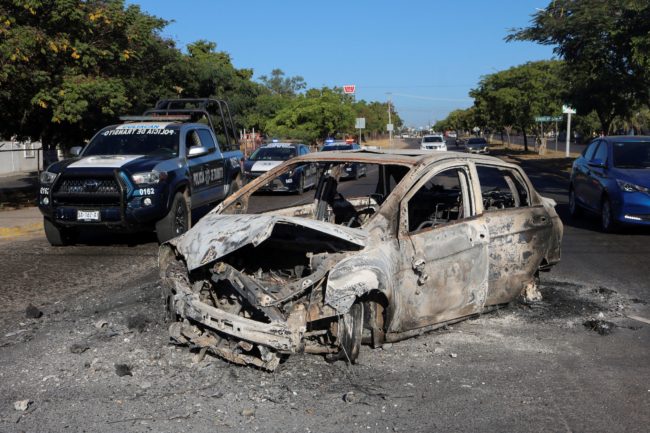 حرب شوارع متصاعدة.. لماذا يؤجج اعتقال زعماء الكارتل مثل نجل “إل تشابو” عنف المخدرات في المكسيك؟
