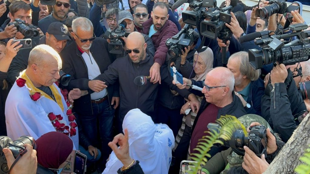 ماهر يونس فلسطين أسير