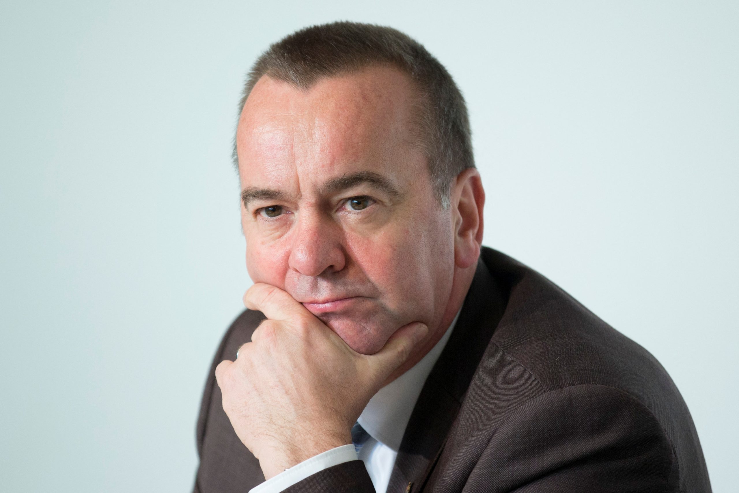 وزير دفاع ألمانيا بيستيريوس